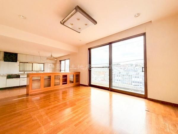 3LDK House for Sale in Sakura-dai, Aoba-ku, Yokohama - Thumbnail 3