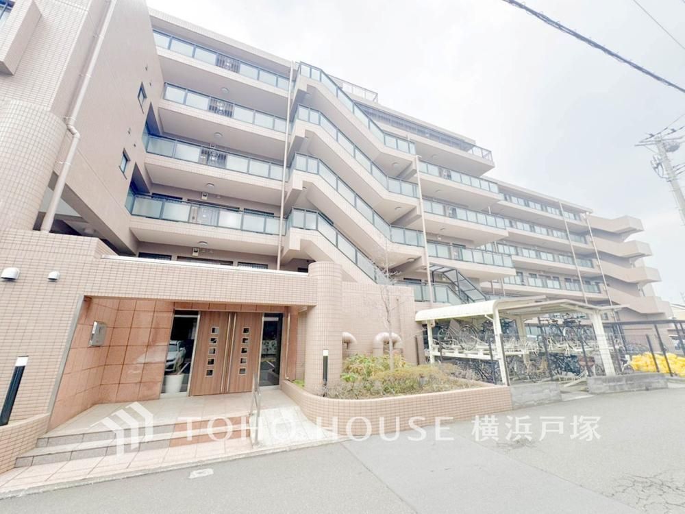 4LDK Apartment for Sale in Chigasaki, Kanagawa - 101.93 sqm - Image 1