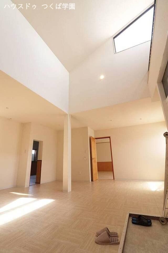 2DK House for Sale in Tsukuba, Ibaraki - 250 sqm Land - Thumbnail 2
