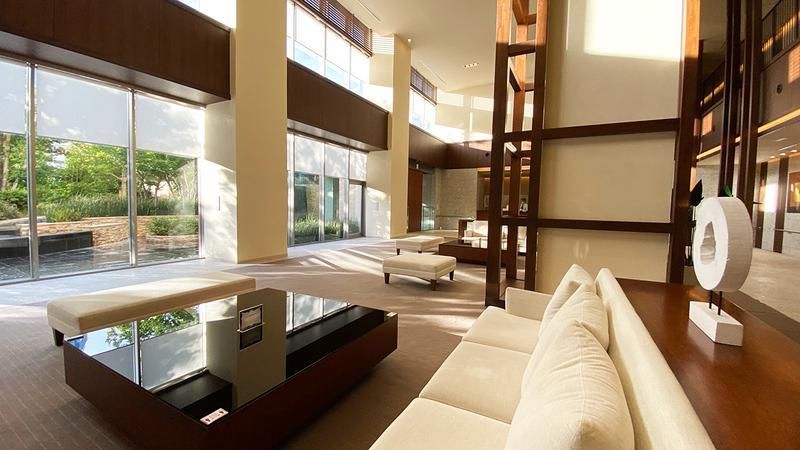 2LDK Apartment for Sale in Nishi-Shinjuku, Tokyo - 85.35 sqm - Thumbnail 3