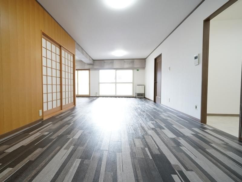 3LDK Apartment for Sale in Tomakomai, Hokkaido - 91.94m² - Thumbnail 4