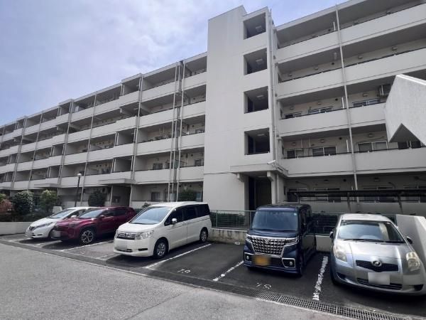 Sunbeam Hills Nishi-Suge 2: Top-Floor 3LDK Apartment in Tama-ku, Kawasaki - Thumbnail 3