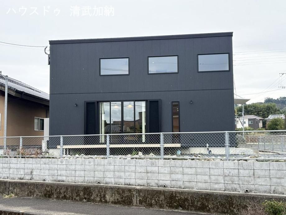 Modern 2LDK House in Miyazaki City - 101 sqm on 364 sqm Land - Thumbnail 3