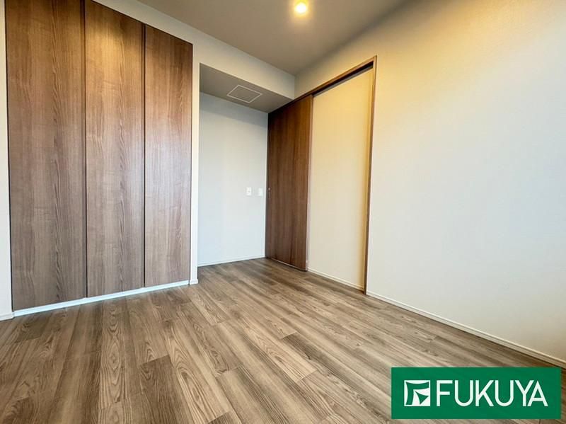 New 3LDK Apartment for Sale in Nishi Ward, Osaka - 70.74m² - Thumbnail 4