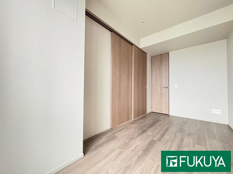 New 3LDK Apartment for Sale in Nishi Ward, Osaka - 70.74m² - Thumbnail 3
