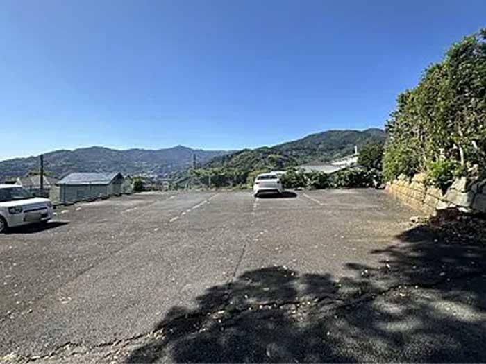 367 sqm Land for Sale in Yugawara with Sea Views - Thumbnail 3