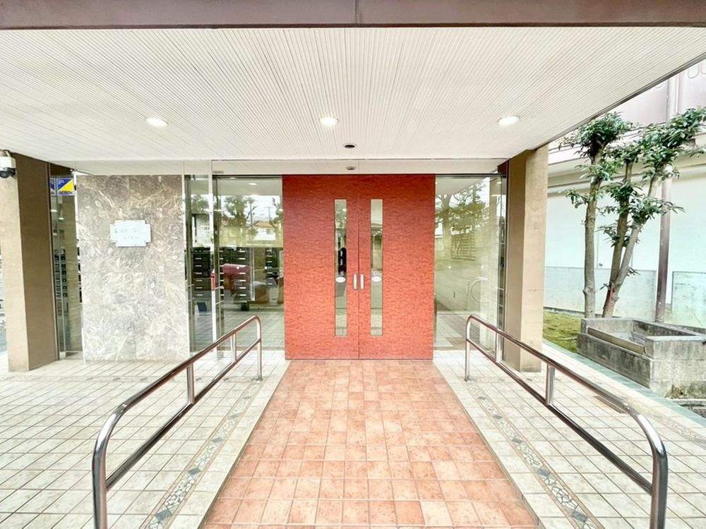 Renovated 3LDK Apartment for Sale near Yachiyodai Station, Chiba - Thumbnail 4