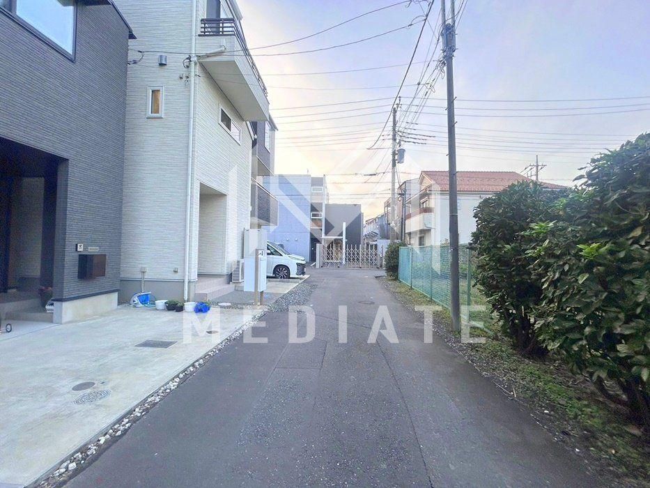 2LDK+S Detached House Near Musashi-Koganei Station, Tokyo - Thumbnail 4