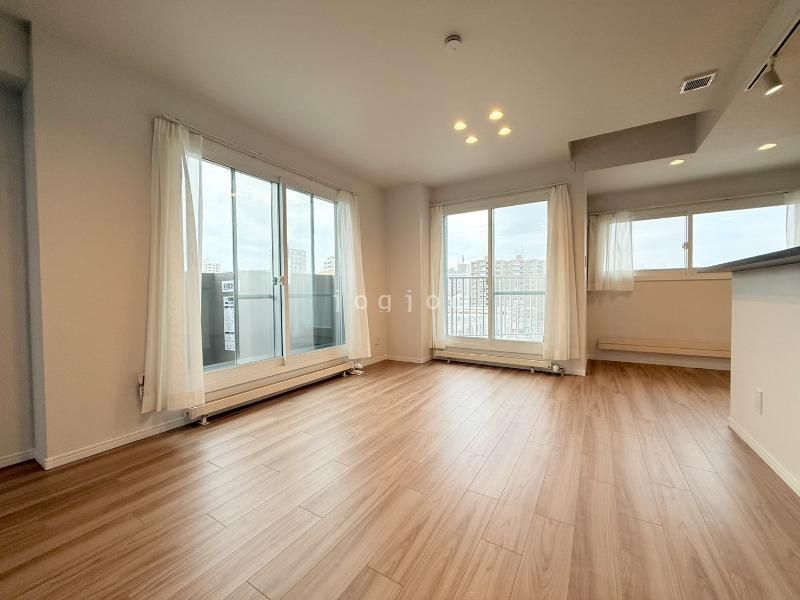 Renovated 3LDK Apartment 75.81m² in Sapporo Shiroishi - Thumbnail 4