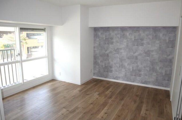 2DK Apartment for Sale in Sapporo Kita-ku, Renovated - Thumbnail 2