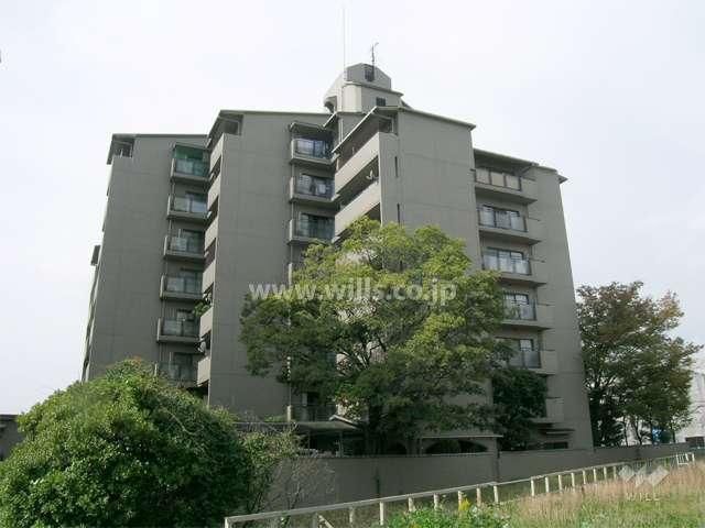 4LDK Apartment for Sale in Toyonaka near Sone Station - Thumbnail 2