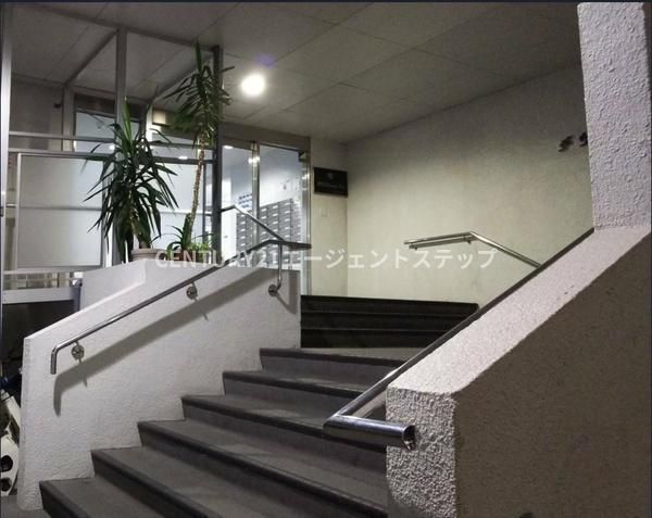 Chisan Mansion Miyazaki 2DK Apartment 46.9m2 for Sale - Thumbnail 2