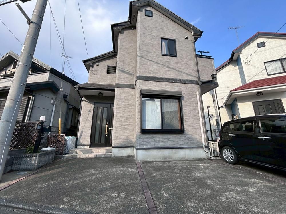 4LDK All-Electric House for Sale in Akiruno City, Tokyo - Thumbnail 2