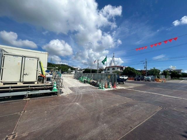 Large 3,439 sqm Land for Sale in Nakagusuku Village, Okinawa - Thumbnail 4