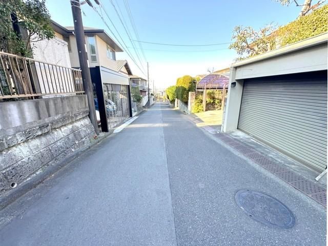233.66m² Land for Sale in Kataseyama, Fujisawa - Thumbnail 3
