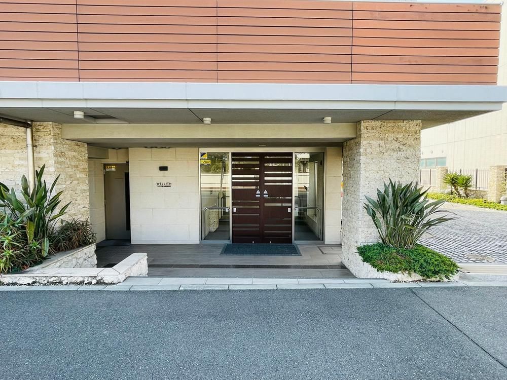2LDK Apartment for Sale in Chigasaki, Kanagawa - 62.72sqm - Thumbnail 3
