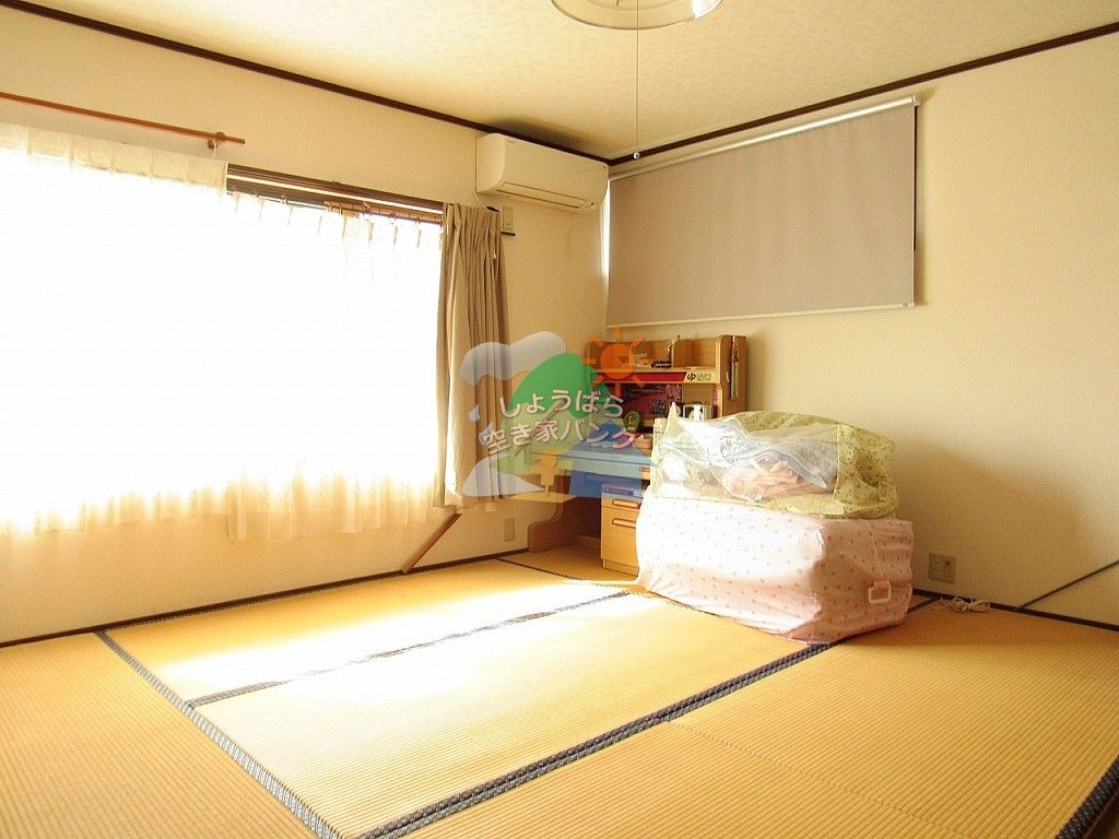 House with Garage in Shobara, Hiroshima for Sale or Rent - Thumbnail 3