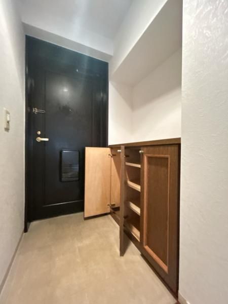 3LDK Renovated Apartment for Sale in Matsuyama, Ehime - Thumbnail 4
