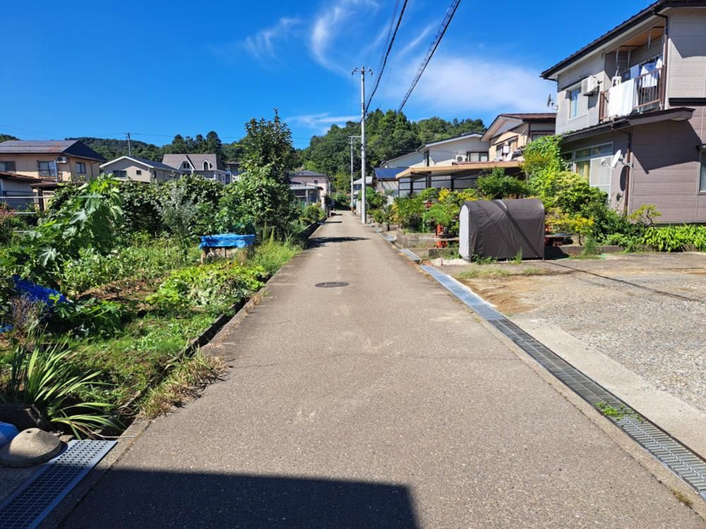 207 sqm Building Plot in Kasugayama-cho, Joetsu City, Niigata - Thumbnail 2