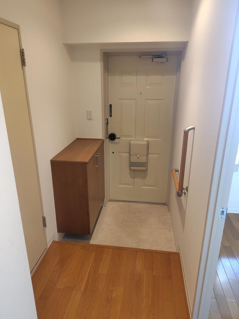 2LDK Apartment for Sale in Sapporo Higashi Ward - Thumbnail 2