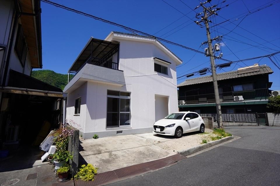 Renovated 3LDK+S House for Sale in Fukuyama, Hiroshima - Thumbnail 3