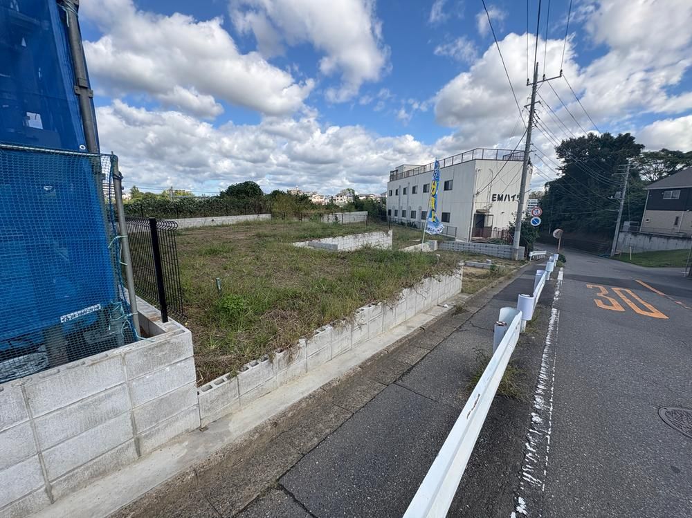 Land for Sale in Toride, Ibaraki – 210.97 sqm, Near Station - Thumbnail 4