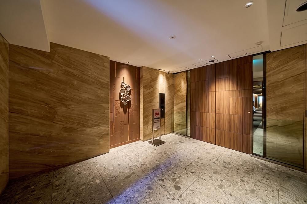 New 2LDK Apartment for Sale in Daikanyama, Shibuya, Tokyo - Thumbnail 2