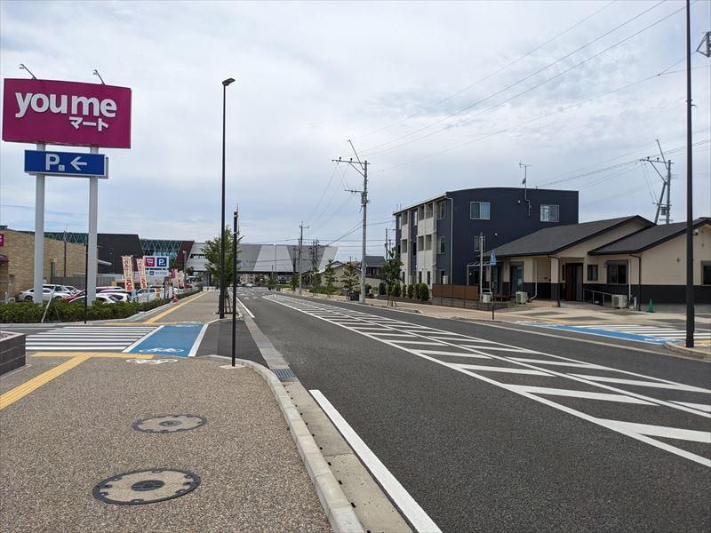 4LDK Single-Story House for Sale Near Shin-Omura Station - Thumbnail 4