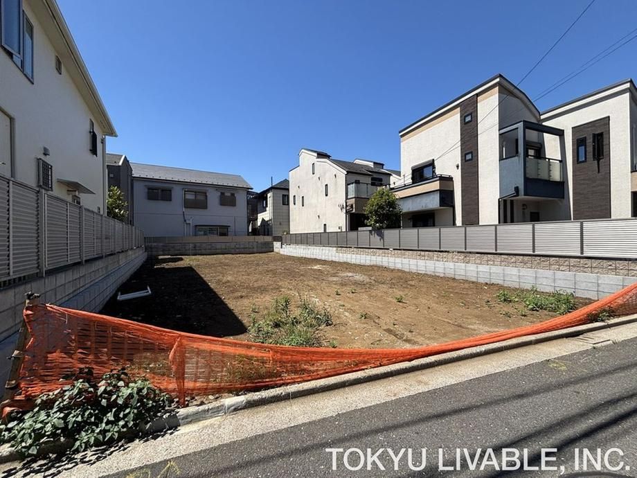 Building Land for Sale in Suginami, Tokyo - 77.76 m² - Thumbnail 2