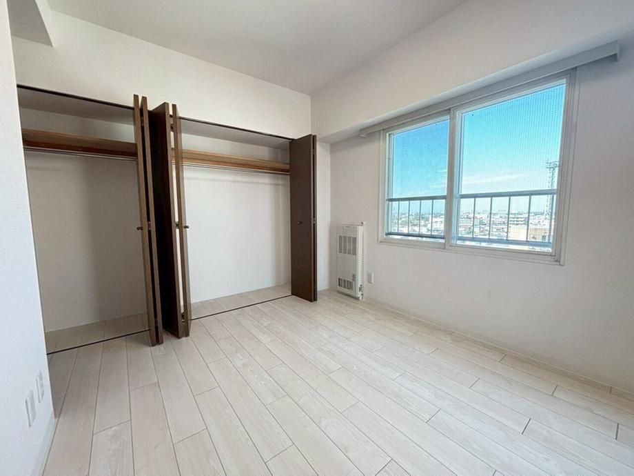 3LDK Renovated Apartment in Sapporo's Atsubetsu-ku – 67.92m² - Thumbnail 3