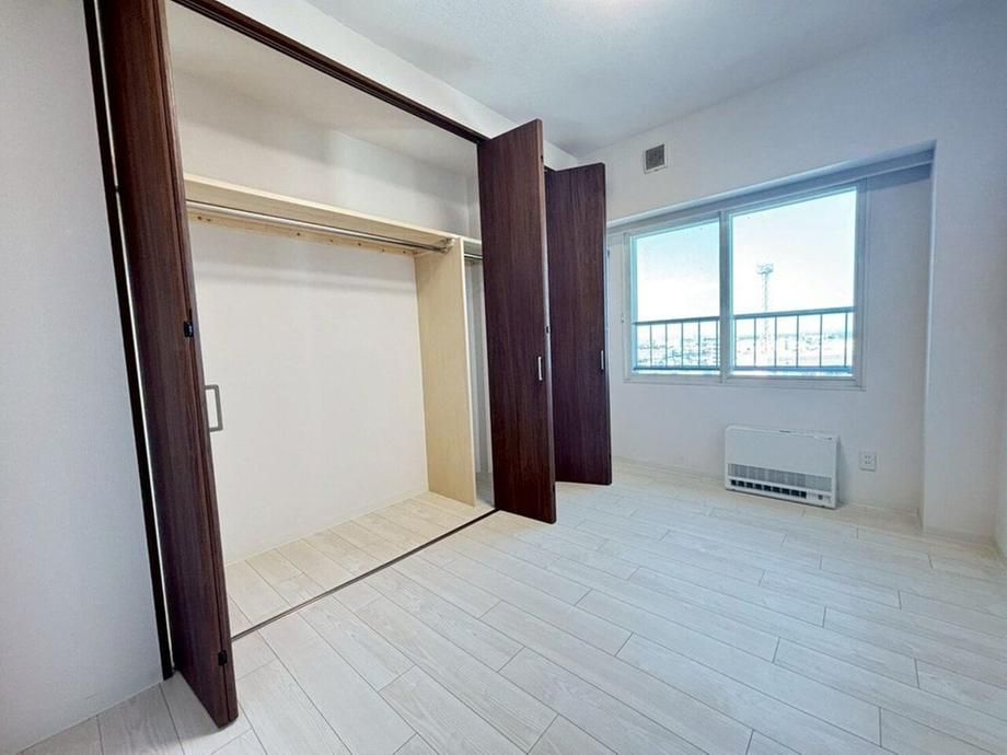 3LDK Renovated Apartment in Sapporo's Atsubetsu-ku – 67.92m² - Thumbnail 4