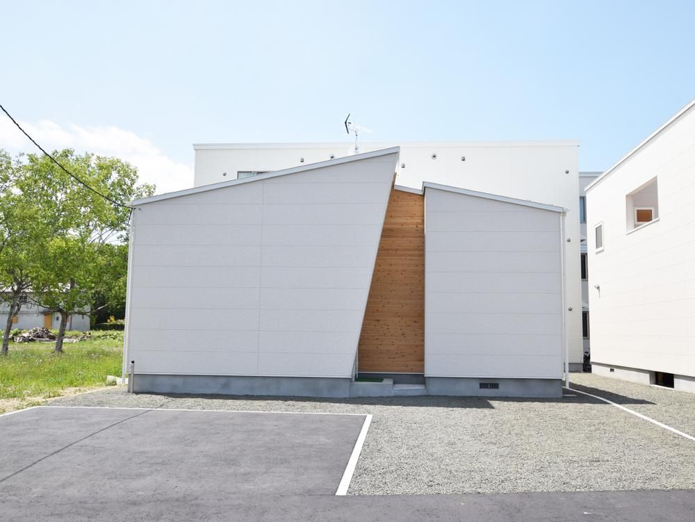 208 sqm Residential Land for Sale in Minami-ku, Sapporo - Thumbnail 2