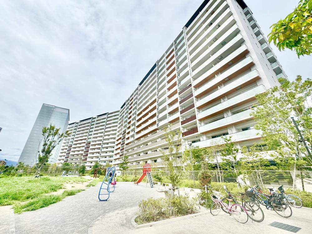 2LDK Apartment for Sale in Ebina, Kanagawa - 59.35m2 - Thumbnail 3