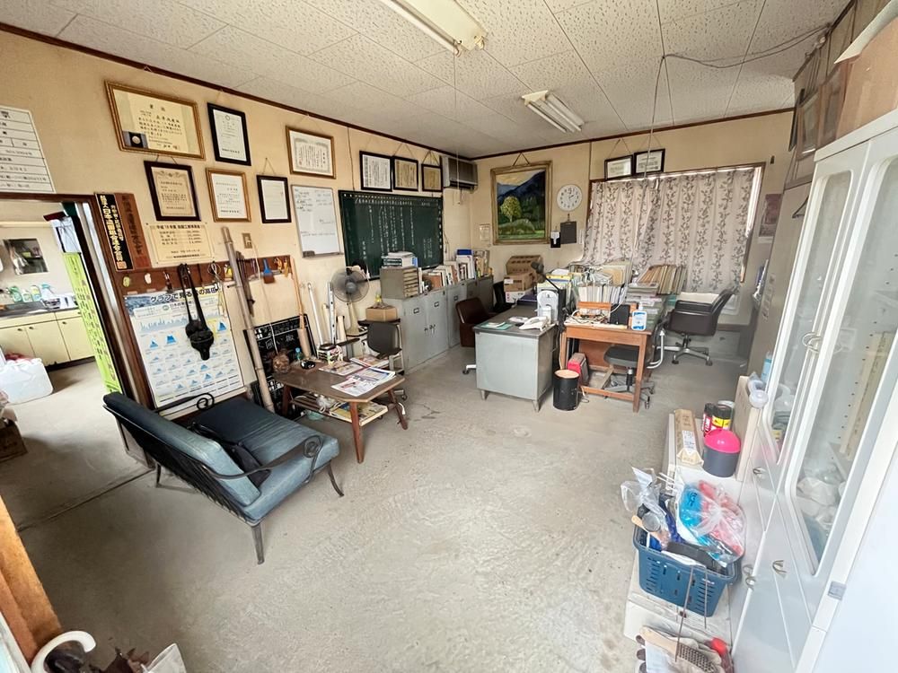 4K House on Large Lot in Joetsu City, Niigata - Thumbnail 3