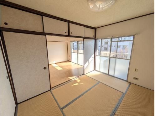 3DK Apartment for Sale in Yokohama Asahi Ward, 58.44 sqm - Thumbnail 3