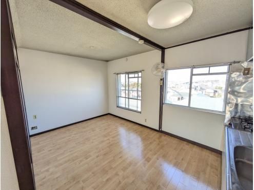 3DK Apartment for Sale in Yokohama Asahi Ward, 58.44 sqm - Thumbnail 2