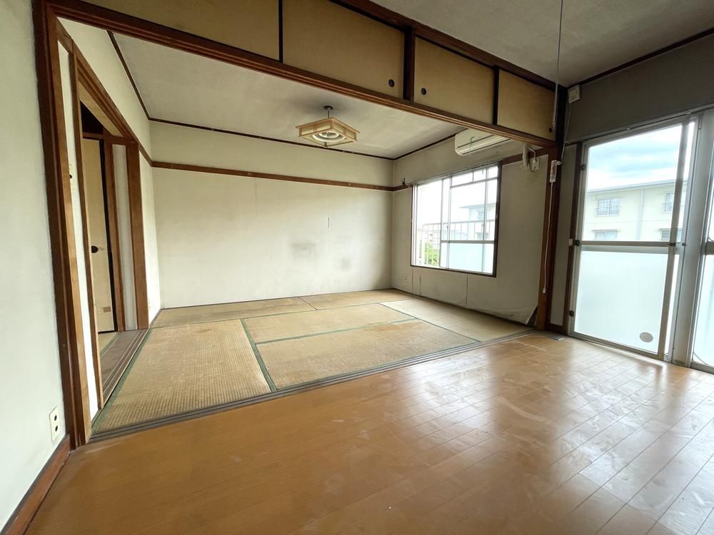 3DK Apartment for Sale in Nishi-ku, Saitama City – 2.5 Million Yen - Thumbnail 2