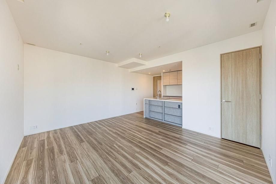 3LDK Apartment in Harumi, Chuo City, Tokyo – 82.74 sqm - Thumbnail 3