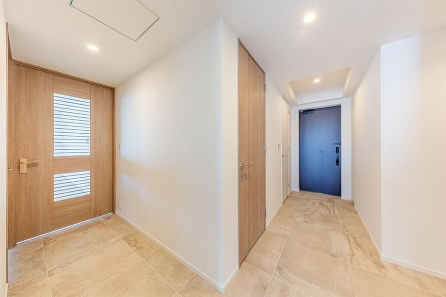 3LDK Apartment in Harumi, Chuo City, Tokyo – 82.74 sqm - Thumbnail 4