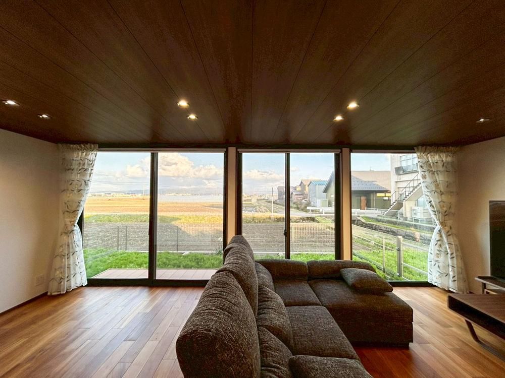 3LDK Single-Story Home in Hakusan with Panoramic Views - Thumbnail 4