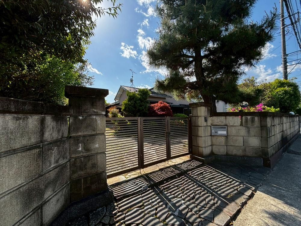 Land for Sale in Minamiashigara, Kanagawa - 454 sqm - Thumbnail 2