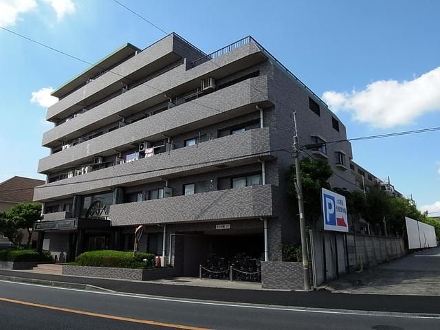 Renovated 3LDK Apartment for Sale in Funabashi - Thumbnail 2
