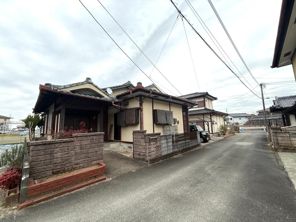 3LDK Single-Story House for Sale in Kanzaki City, Saga - Thumbnail 3
