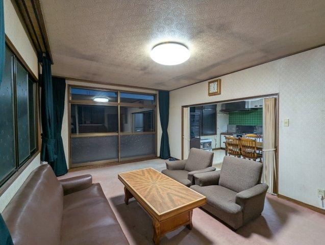 5LDK+2S Detached House with Workshop in Kushiro, Hokkaido - Thumbnail 2