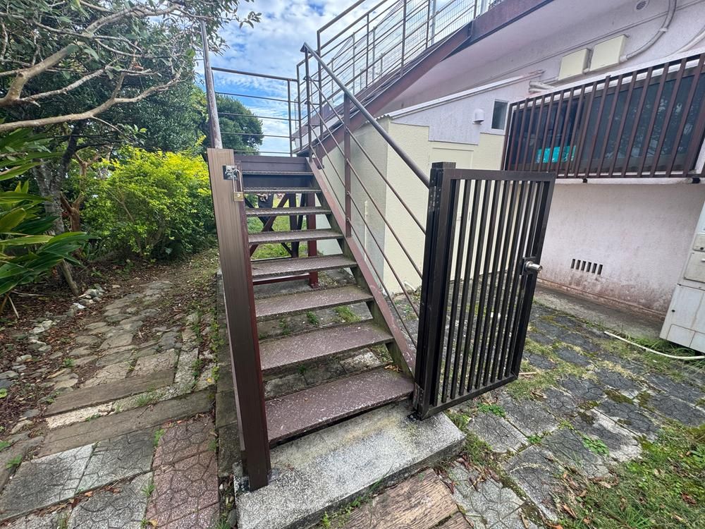 Ocean View House with Large Land in Ogimi, Okinawa - Thumbnail 3