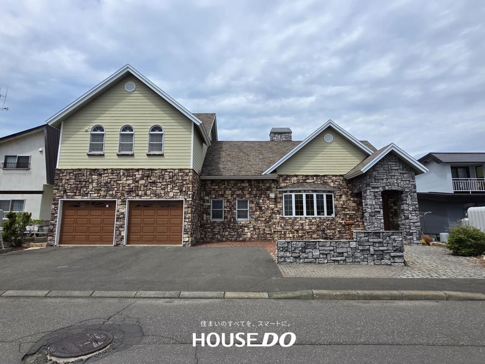 3LDK Detached House for Sale in Midorigaoka, Kitami, Hokkaido - Thumbnail 2