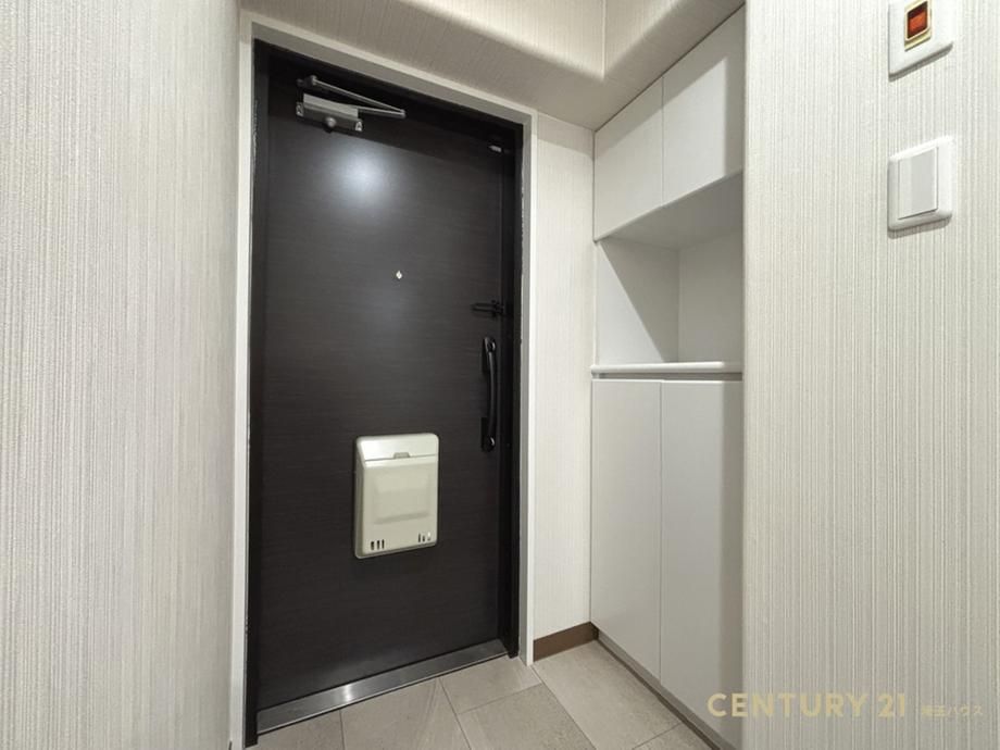Renovated 3DK Apartment in Midori-ku, Saitama City - Thumbnail 2