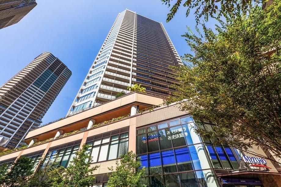 3LDK Apartment for Sale in Musashi-Kosugi, Kawasaki - Thumbnail 2
