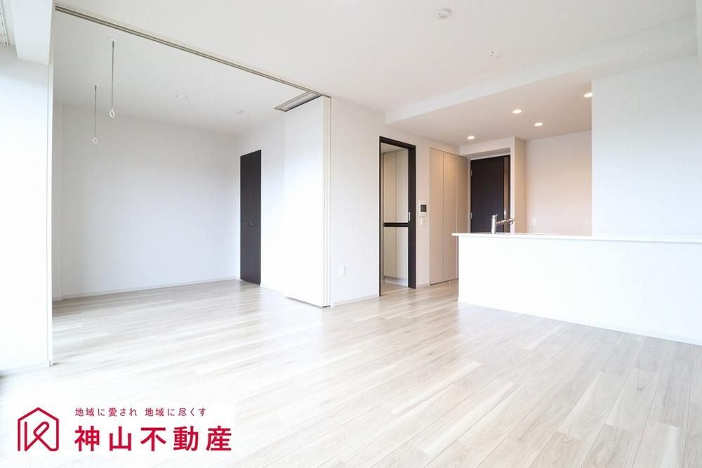 3LDK Apartment for Sale in Ichinomiya, Aichi - 62.71m² - Thumbnail 4
