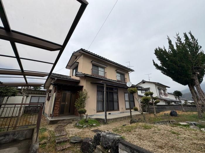 Land for Sale in Tobe, Ehime - 213.93 sqm Plot - Thumbnail 2